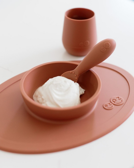 What are The Best Clean and Safe Toddler Feeding Tools to Start With?