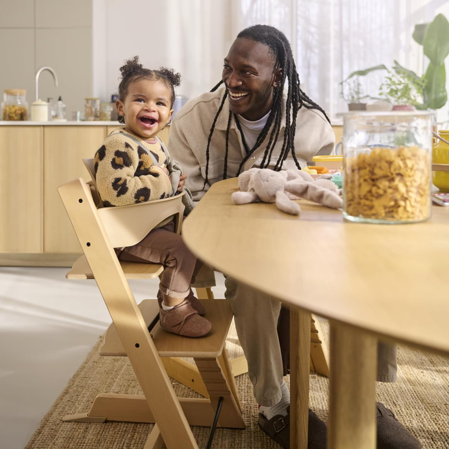 Stokke Tripp Trapp High Chair 2 (Natural), Cushion 2 (Nordic Grey) + Stokke Tray (White) - Includes Chair + Baby Set with Removable Harness for Children 6-36 Months