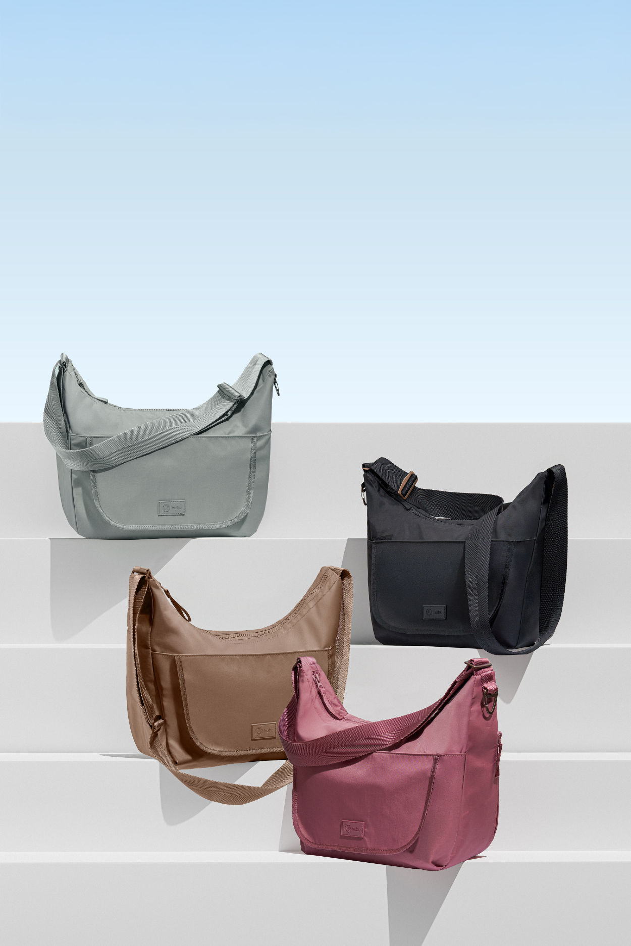 Roam Crossbody Diaper Bag / Mid(dle of the)night Black