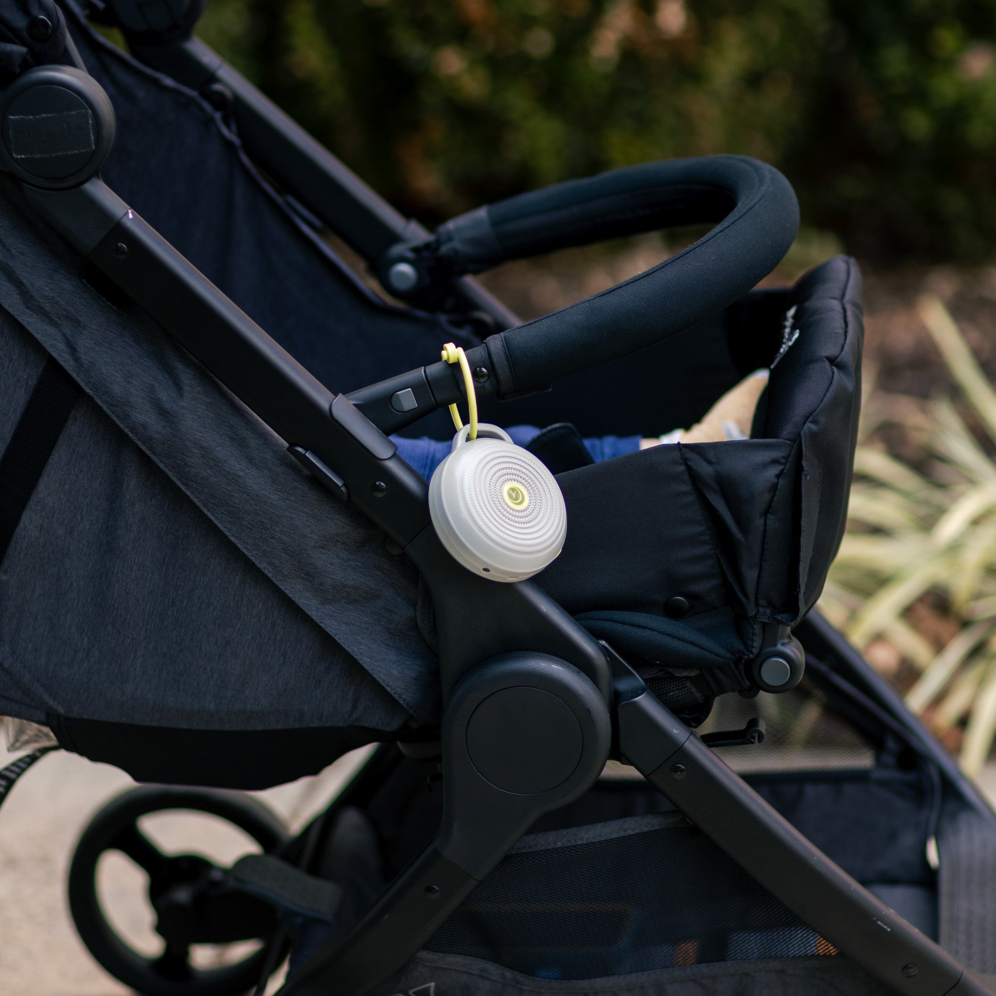 Hushh® Compact Sound Machine