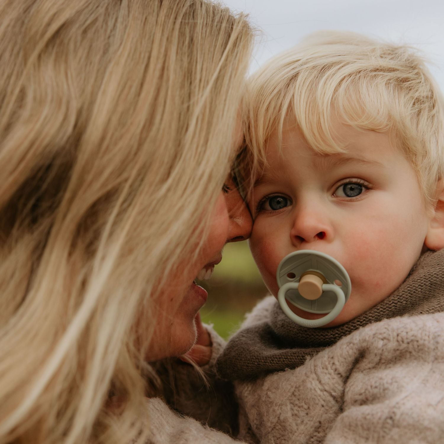 Natural Rubber Pacifier 4-Pack